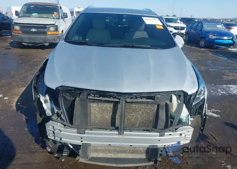 2018 Cadillac Xt5 Standard z USA, uszkodzony, nr VIN 1GYKNARS4JZ215764